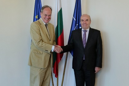 Среща на министър Николай Милков с извънредния и пълномощен посланик на ФРГ у нас Кристоф Айххорн